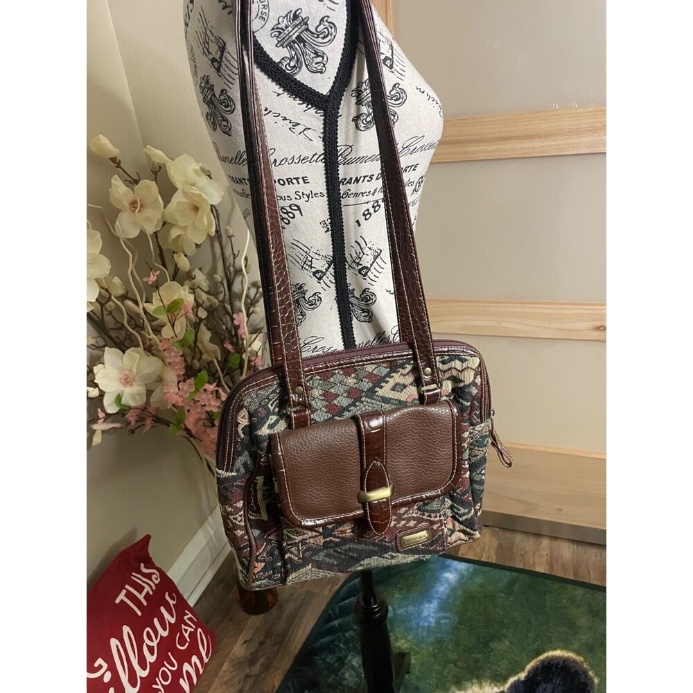 VR Classics Womens Shoulder Handbag Brown Work Office Everyday Travel Pockets
